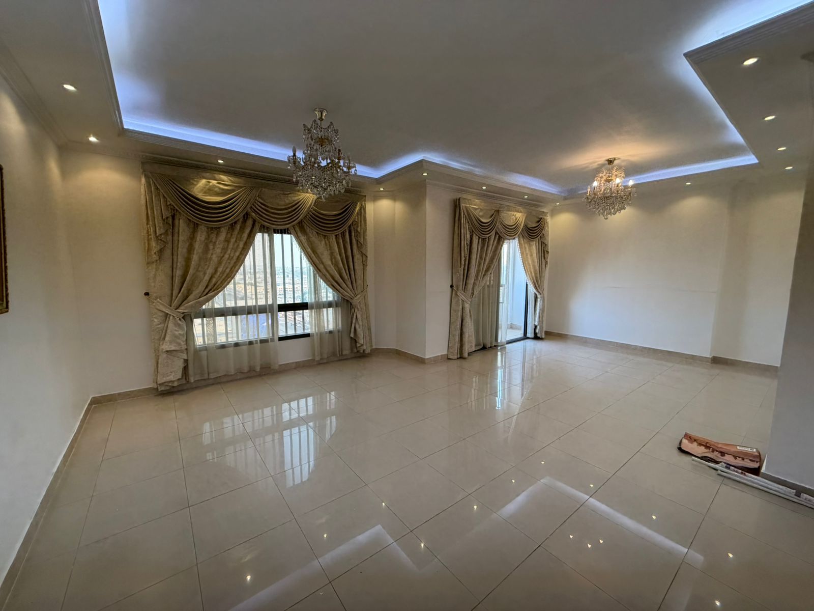 Luxury 3BR + living Al Majaz 2 | Open-view balcony | Free parking | Central AC | Maid room | Dubai exit | Prime location