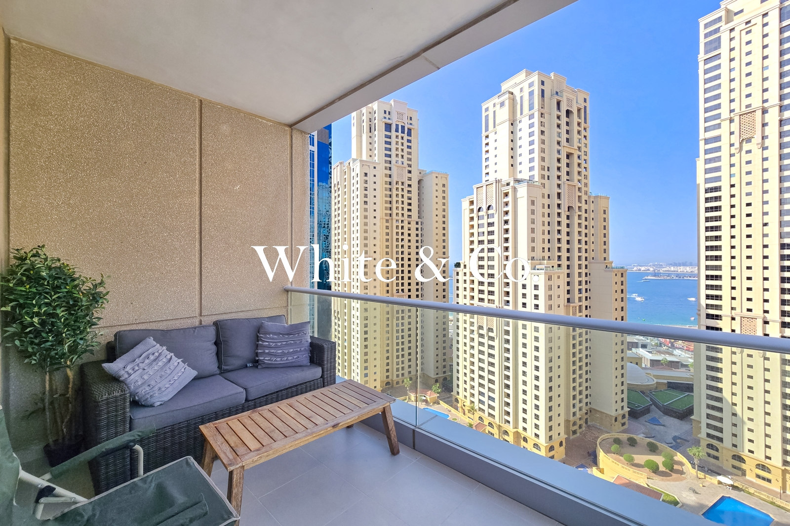 Marina View | Fully Furnished | Vacant