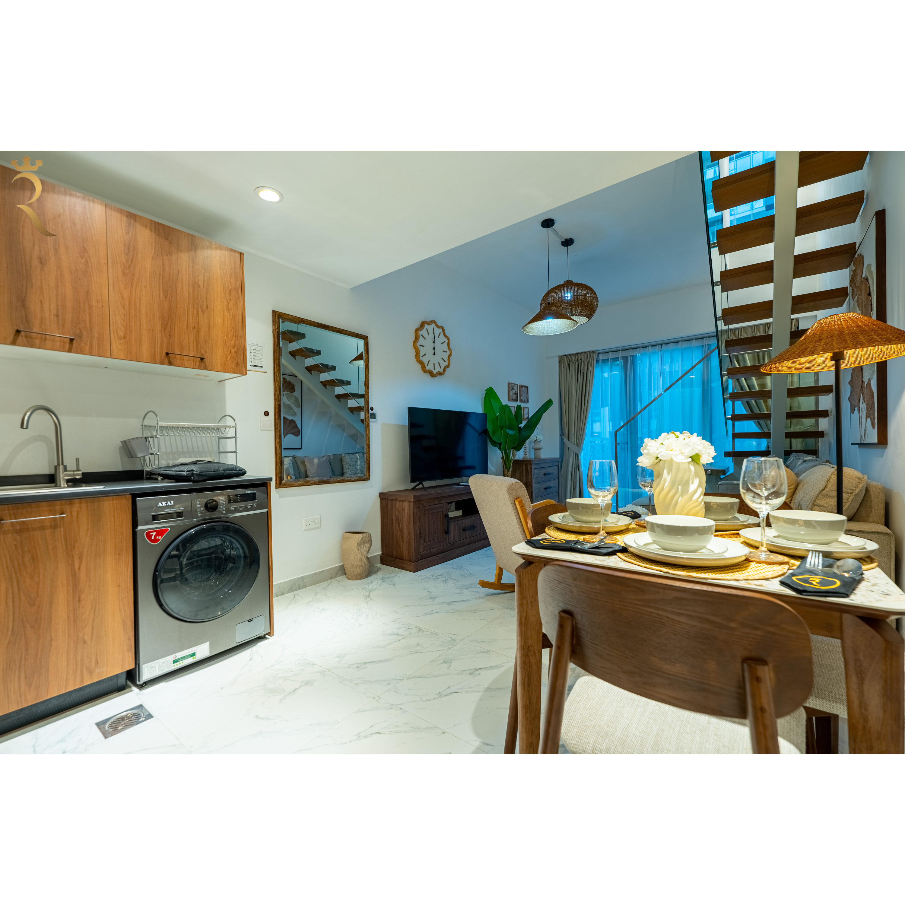 Mirage Oasis – 2-Bedroom Poolside Luxury Retreat