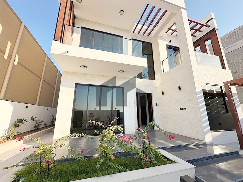 Elegant 7BR Villa | Double Row | High Finishing