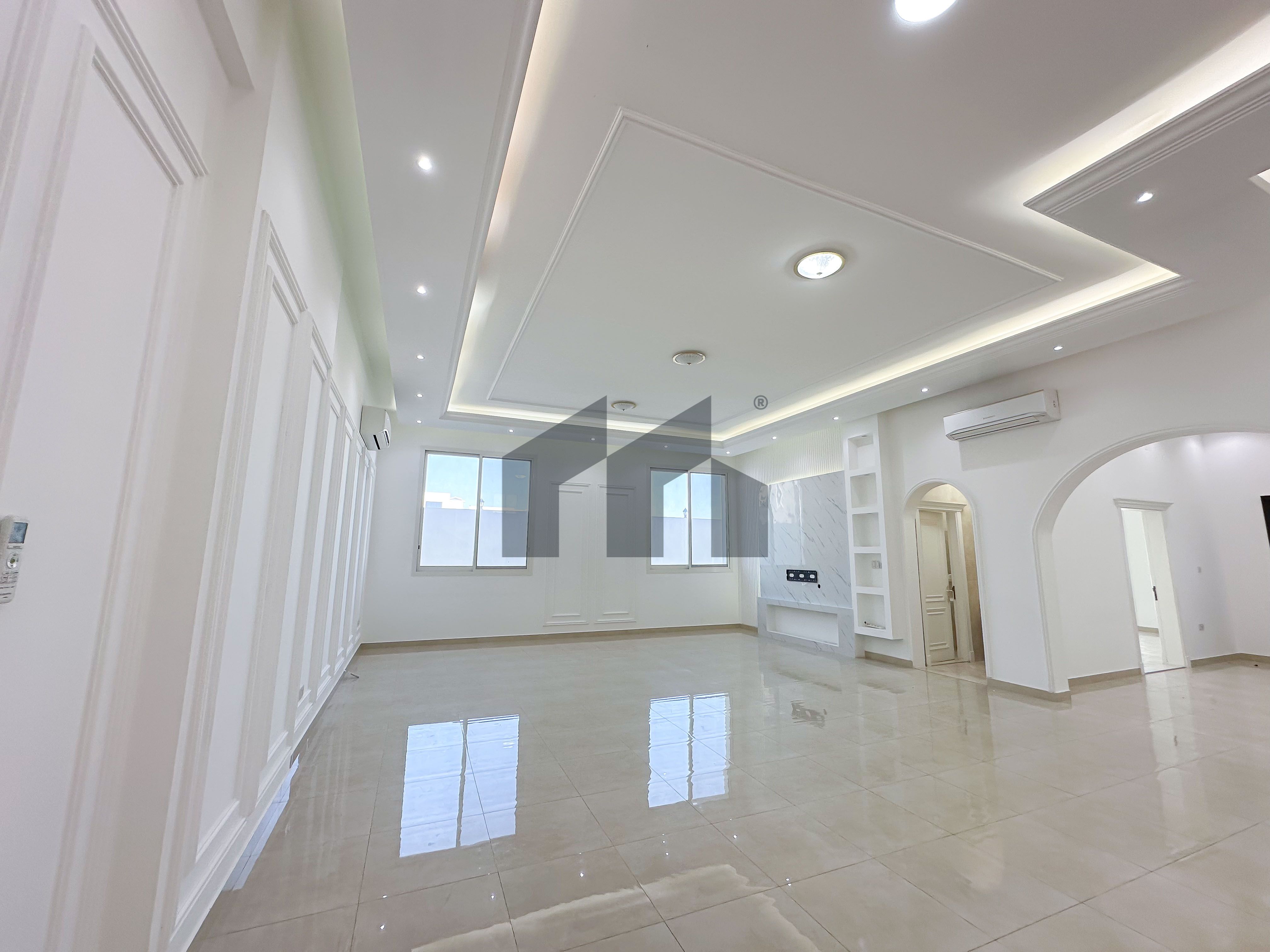 Spacious villa | Driver room | Splendid layout