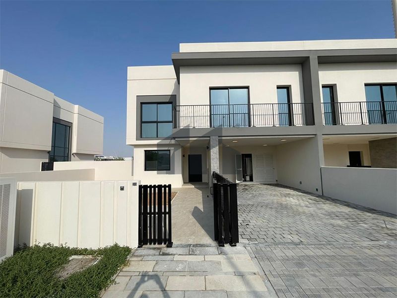 Vacant Unit | Single Row | Unique Villa.
