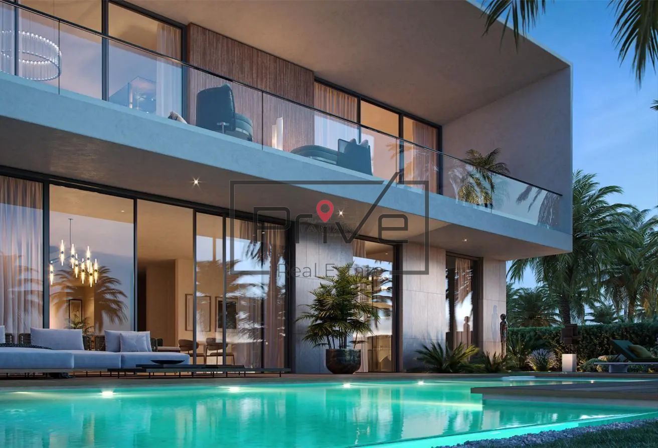 Prime Location | Luxurious 5BR | Crystal Lagoon