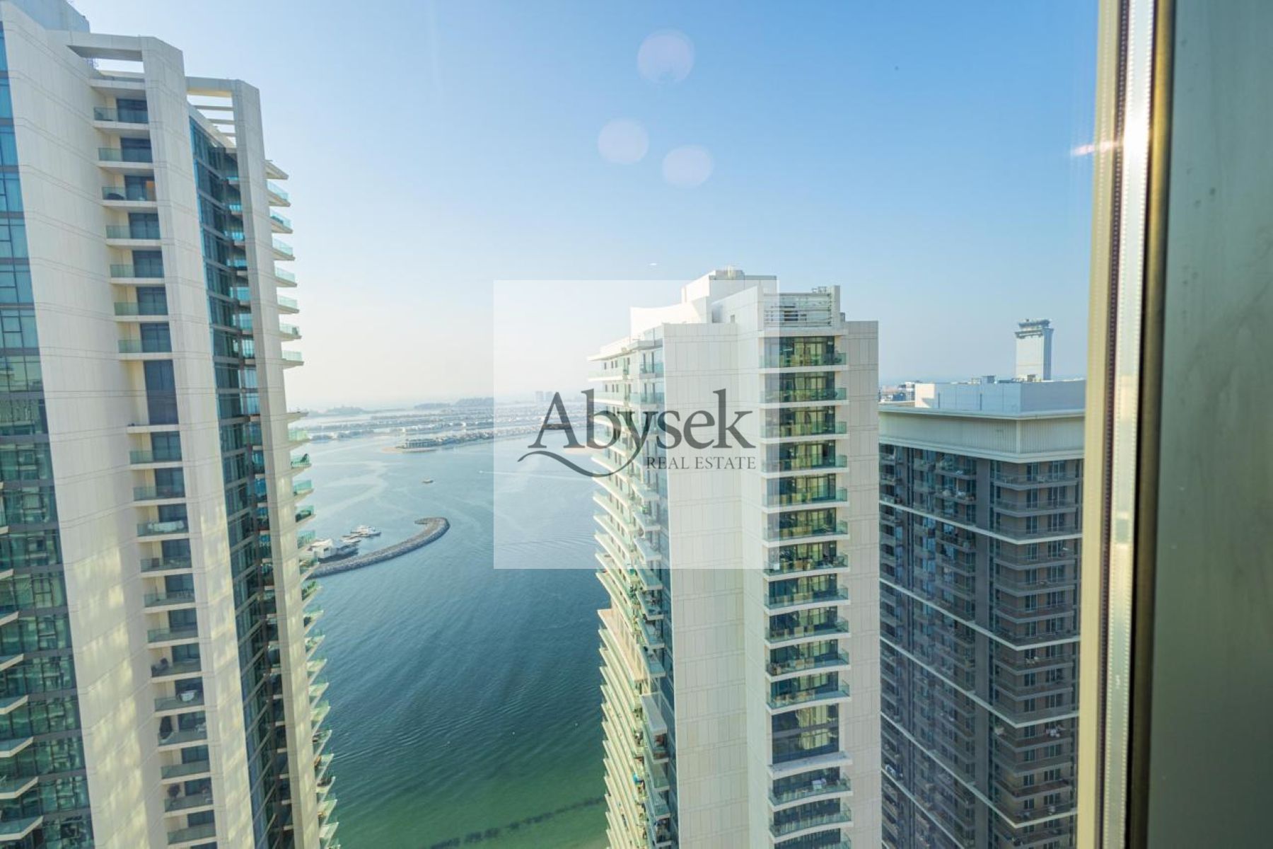 Stunning 1BR | Fully furnished | Near Palm Jumeirah| Ready to Move