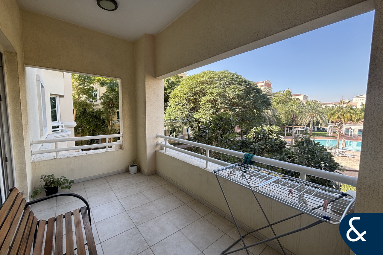 EXCLUSIVE | Unfurnished | Available in April