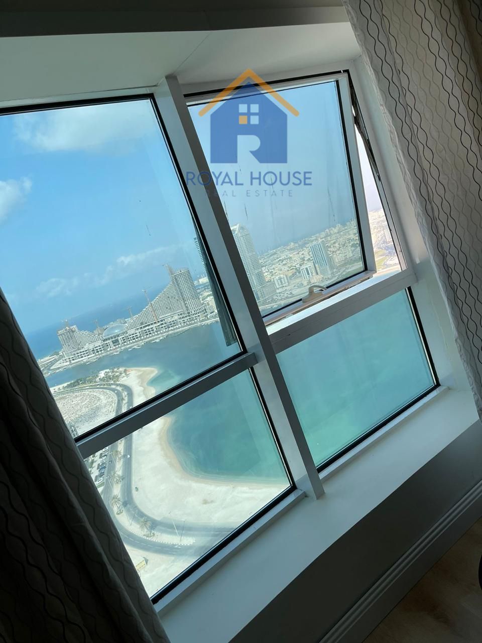 Stunning 3 BR in Al Sondos Tower: Serene Living