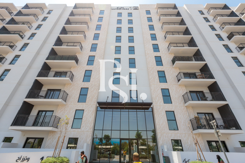 Corner Unit | Ready To Move In | Strategic Location