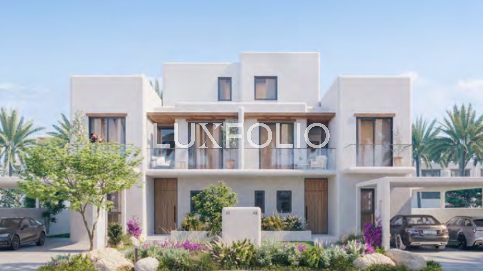 Large Style | On Lagoon | Next to Amenities