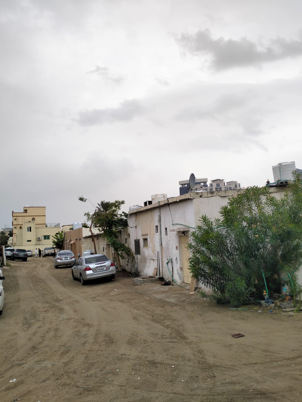 Arabic Investment House for Sale | Al Rashidiya – Residential & Commercial Land Permit A rare investment opportunity in Al Rashidiya, featuri