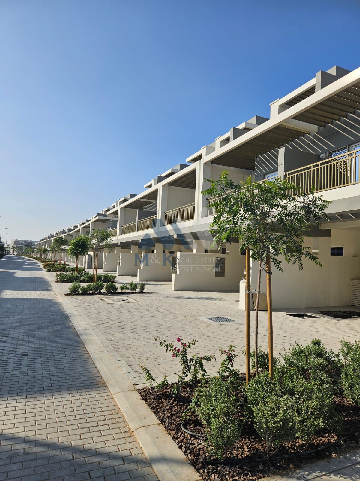 Brand New / Store + Laundry / Huge Terrace