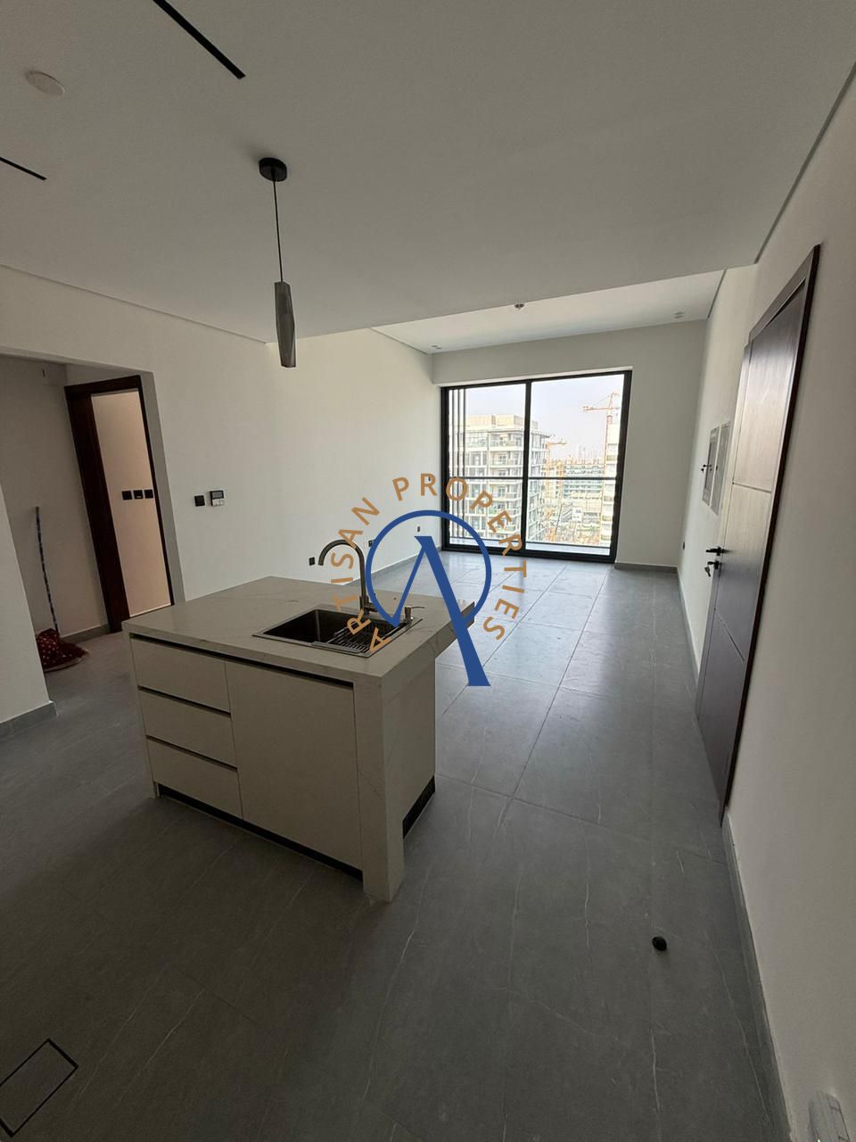 SPACIOUS 2BHK | BRAND NEW | PRIME LOCATION