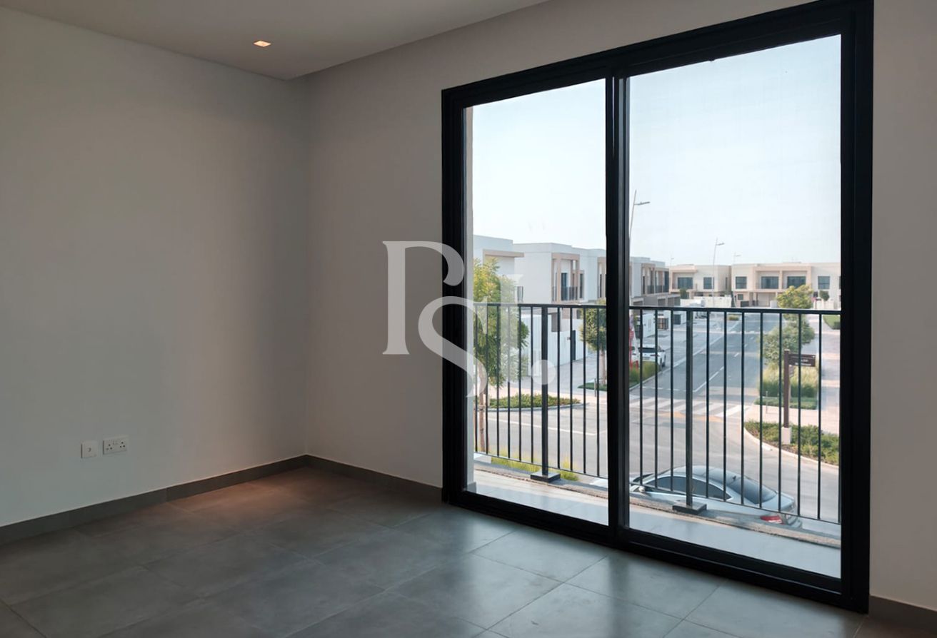 Ready To Move | Single Row | Semi-Detached Villa