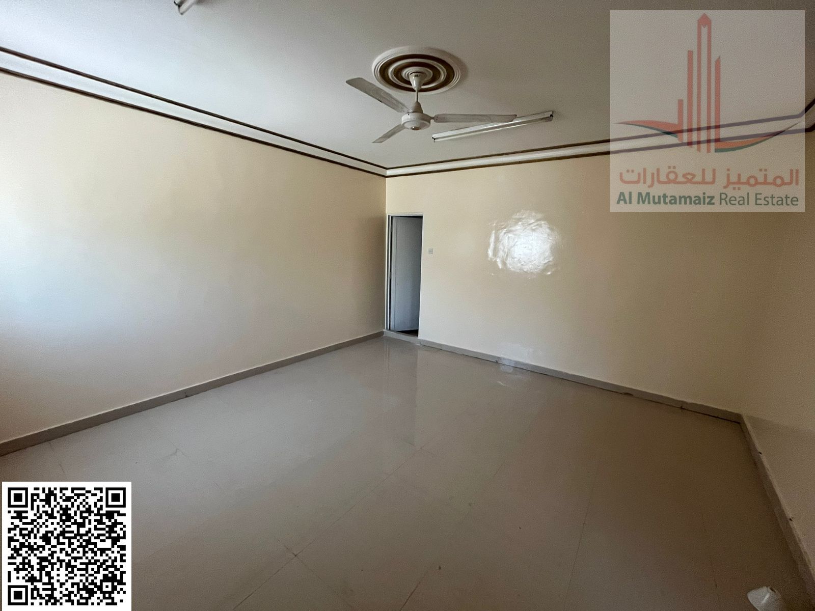 ,For sale in Ajman, a traditional Arabic house in Al Rashidiya 2, residential/investment (G+1), expandable to G+4, area 5950 sq ft, corner ,1950000