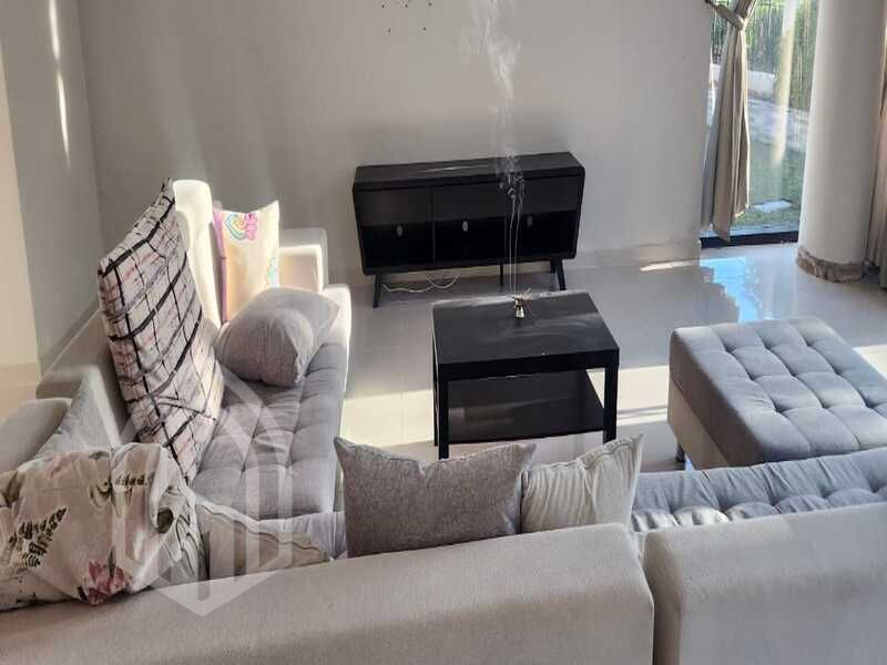 Specious Layout | Golf Course Living | Vacant 1feb
