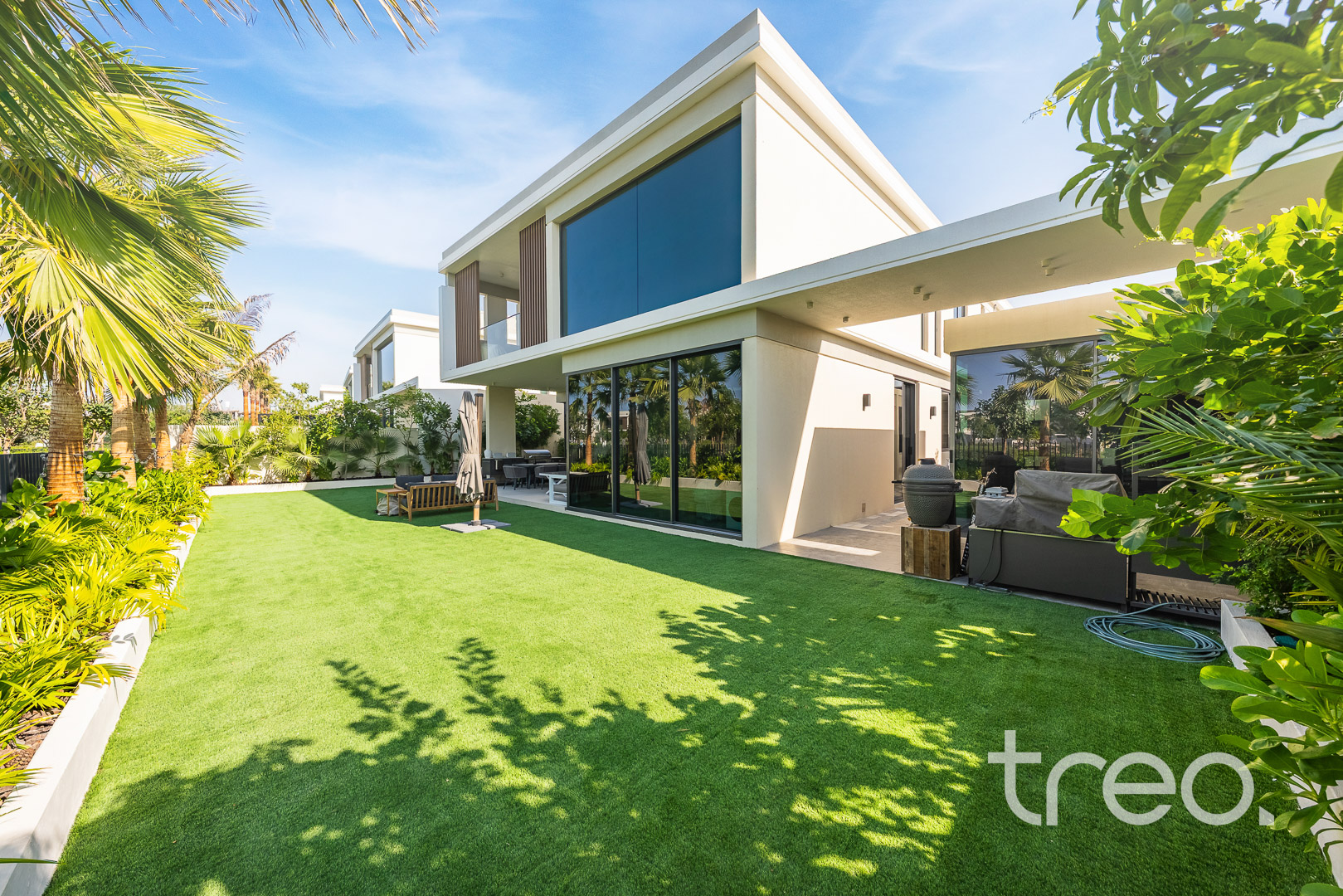 Rare 5 Bed Large | PV Villa | Large Corner Plot