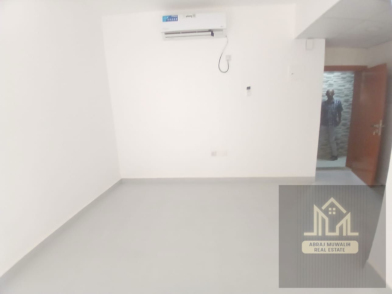 like brand new building for family in 20k old muwaileh