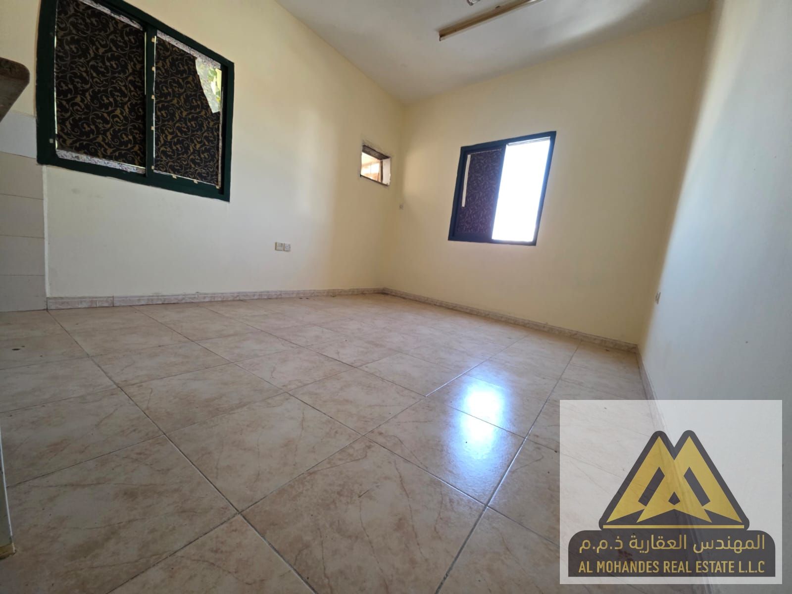 The best studios at the lowest prices, with a large area.