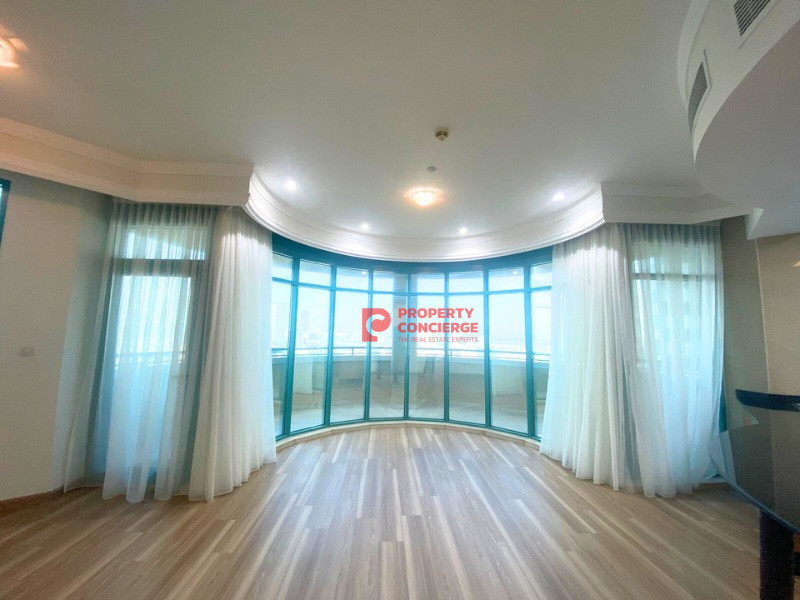 Exclusive |Sea View |Semi Furnished | Chiller Free