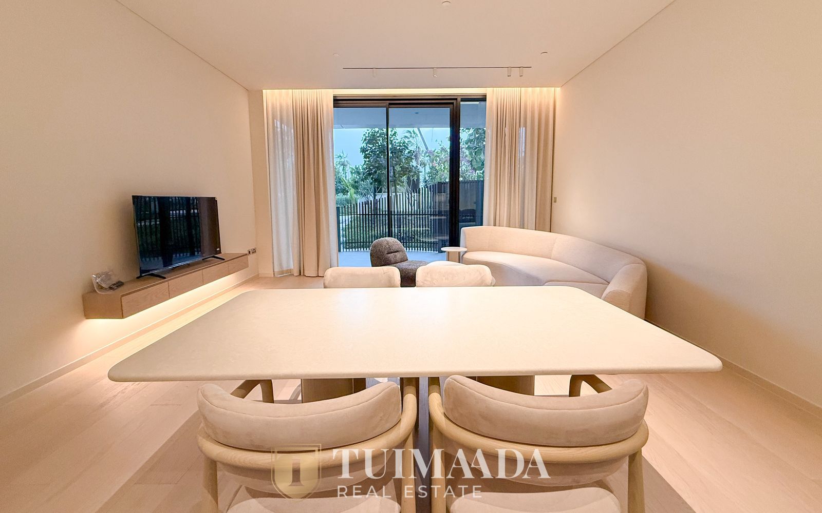 LUXURY LIVING | GREAT APARTMENT| PRIME LOCATION