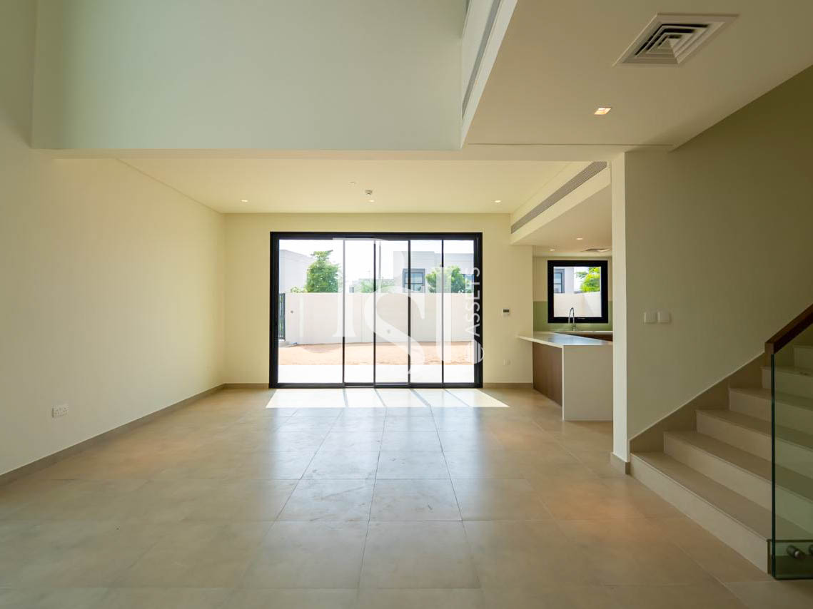 Maids Room | Luxury Living | Ready to Move