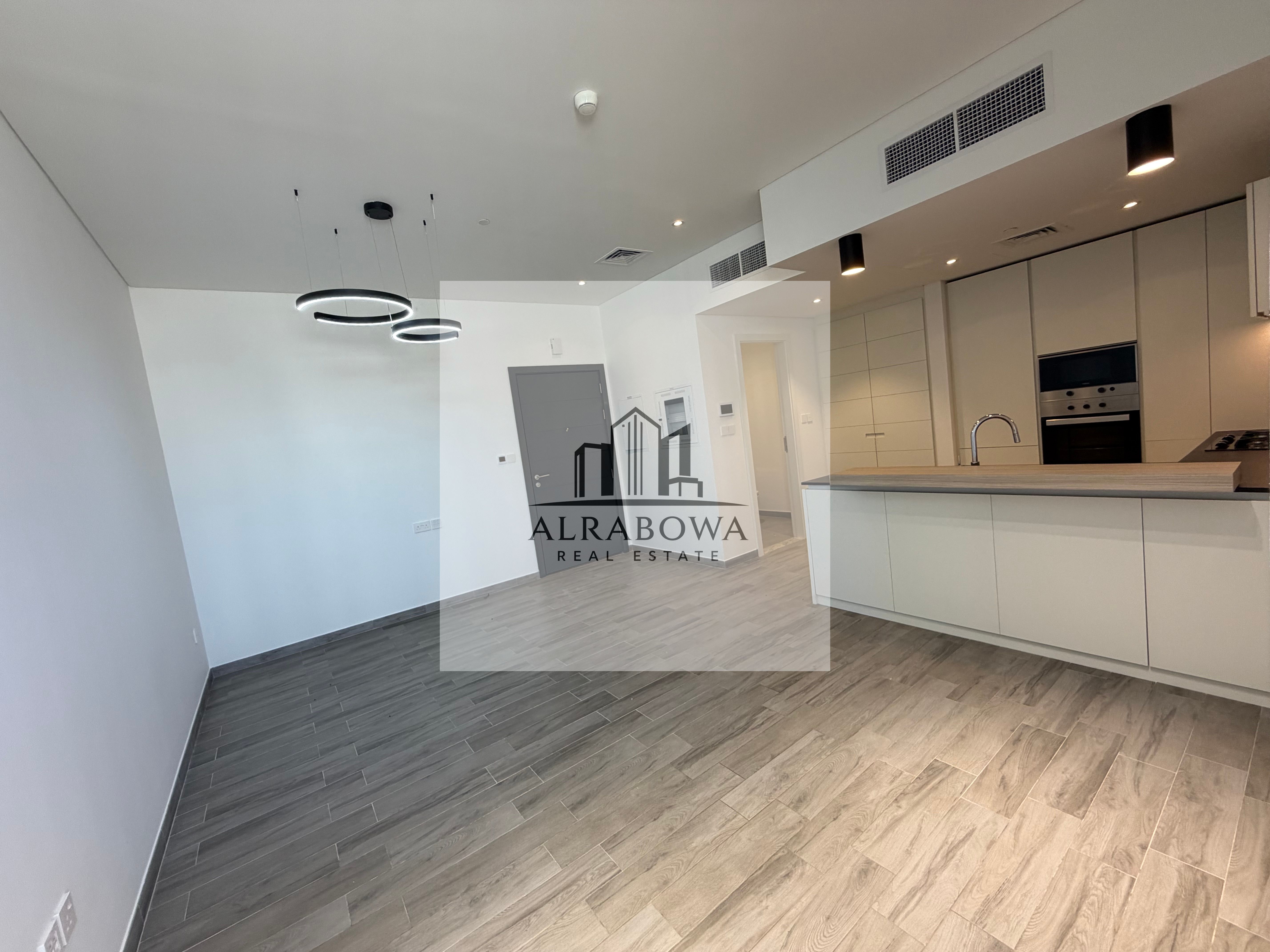 Ready to Move in | luxurious high Quality 1 BR