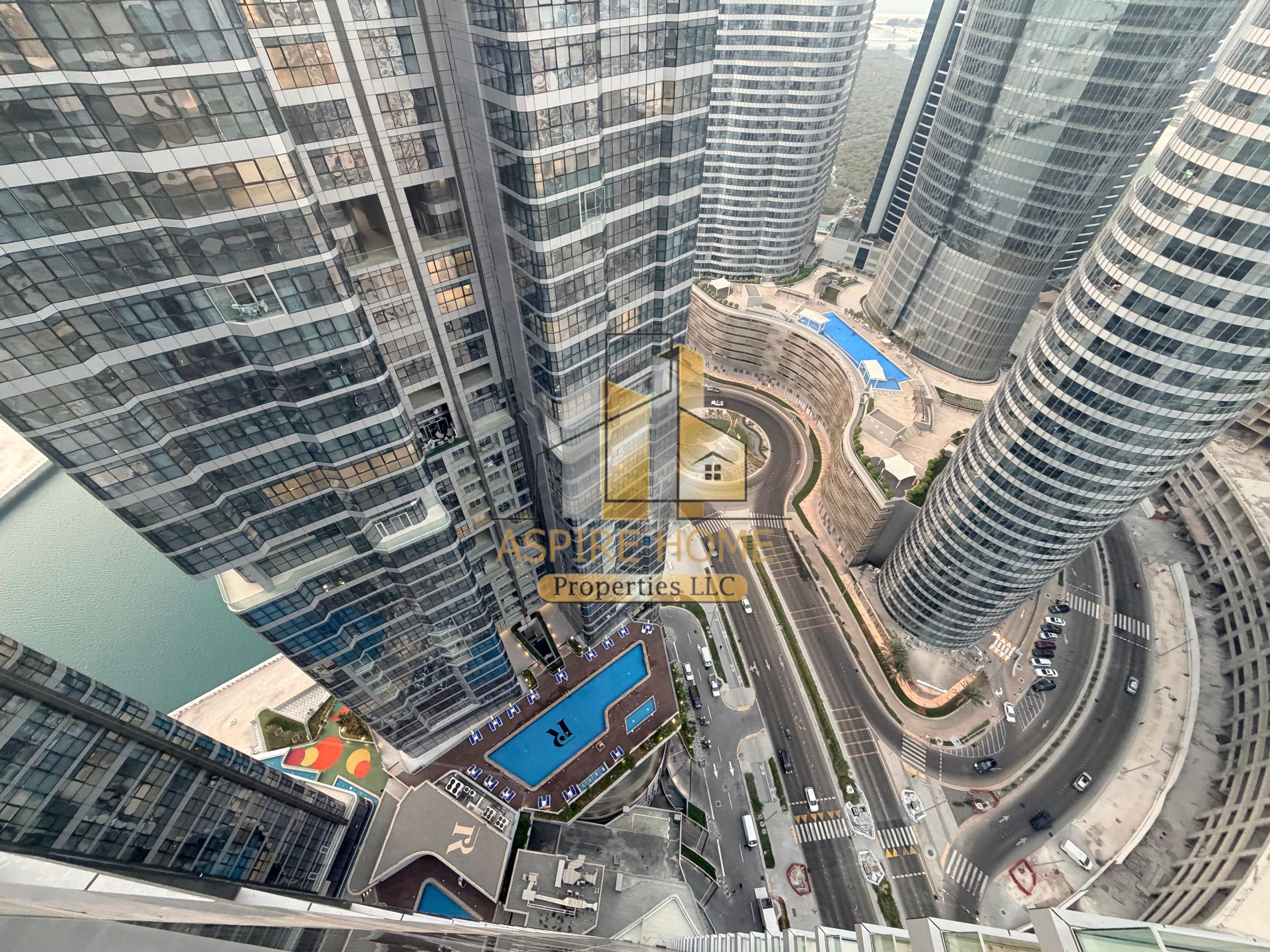 Luxury 3-Bedroom Apartment with Balcony and City View