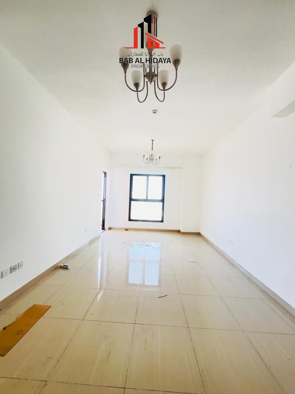 Elegant 3 Bedroom Hall ! Balcony ! High Quality ! Easy to Metro ! Call Now