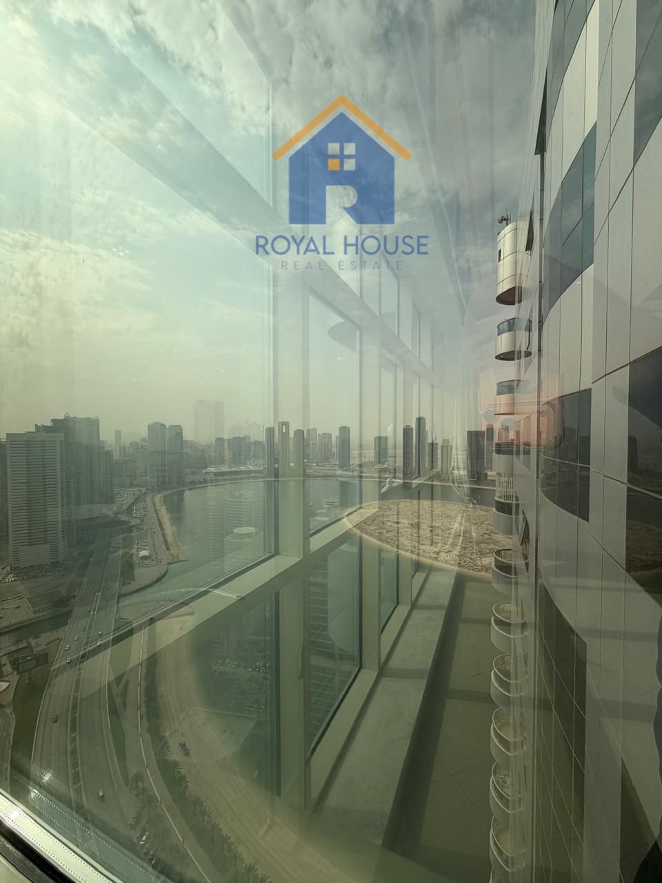 Spacious 3 BR Haven by Al Khan Corniche
