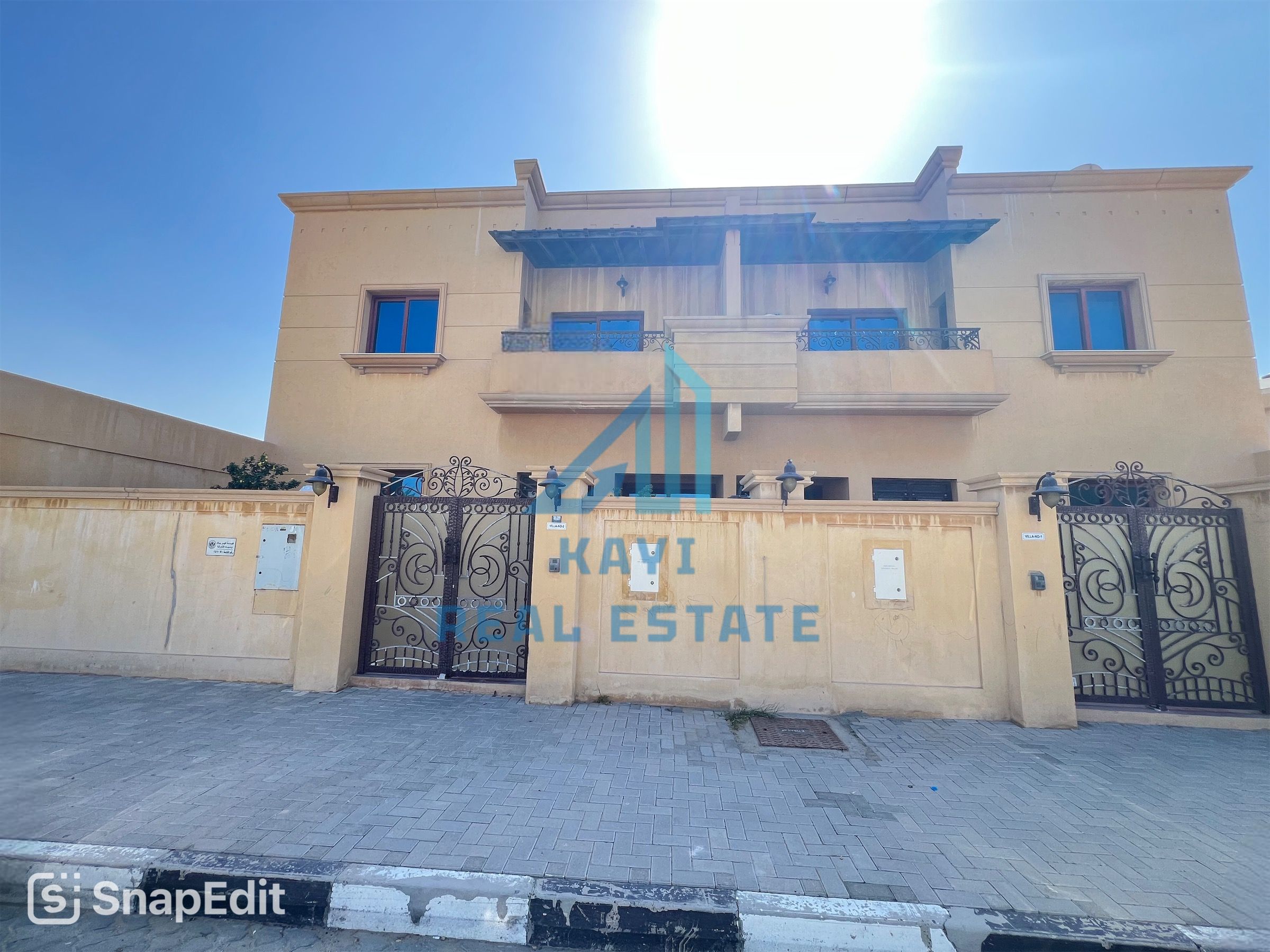 Luxurious 4 BHK Villa for Rent