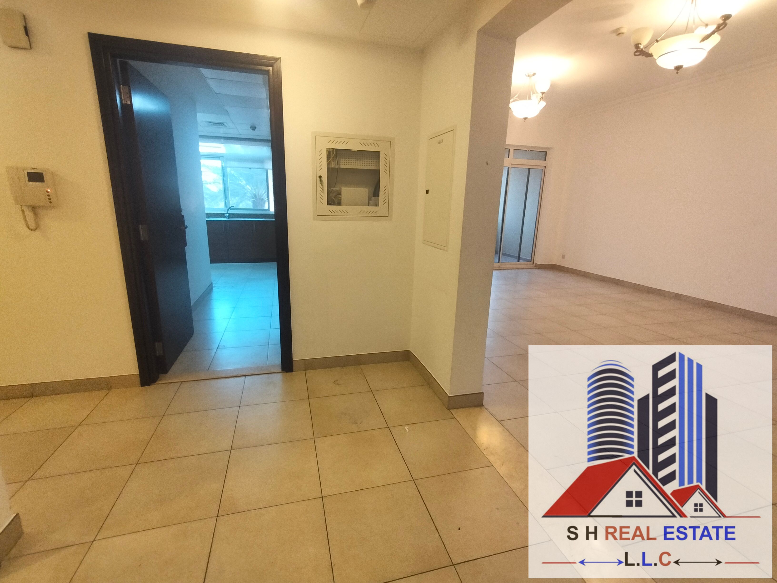 Specious 32Bhk | With Maid | All Amenties Just 161k