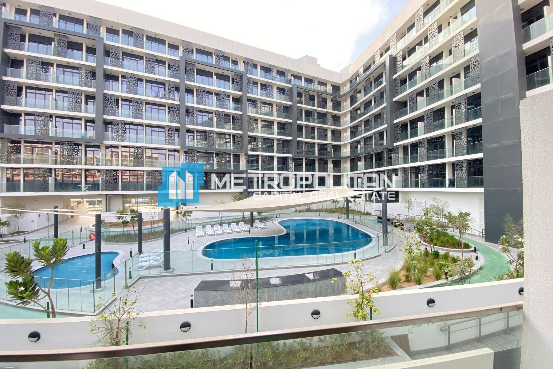 Furnished 3BR w/ Balcony| Pool View| Ready To Move