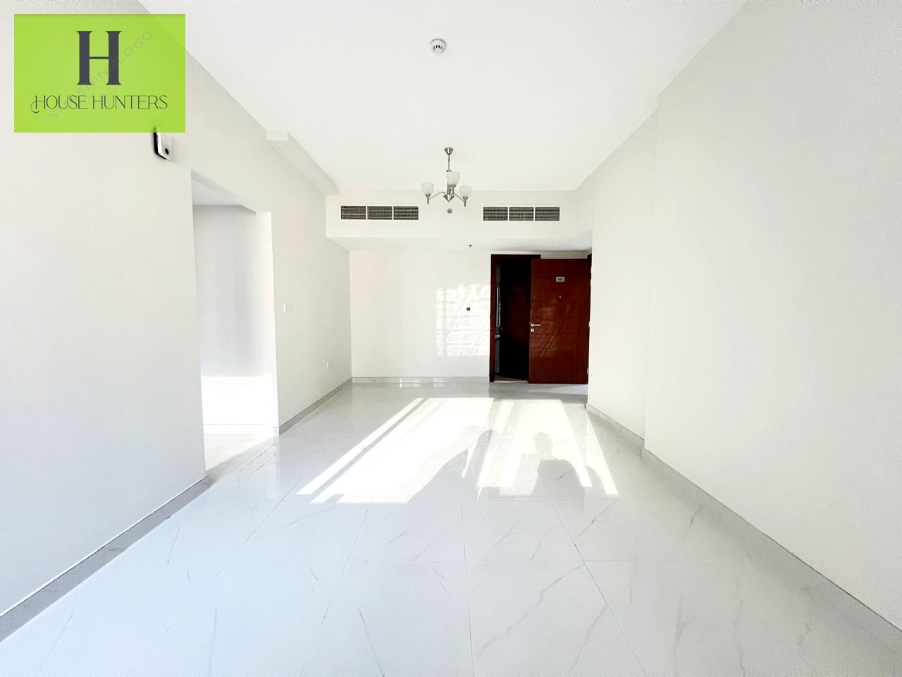 BRAND NEW BUILDING | PARKING FREE | PREMIUM FINISHING | NEAR DUBAI EXIT!