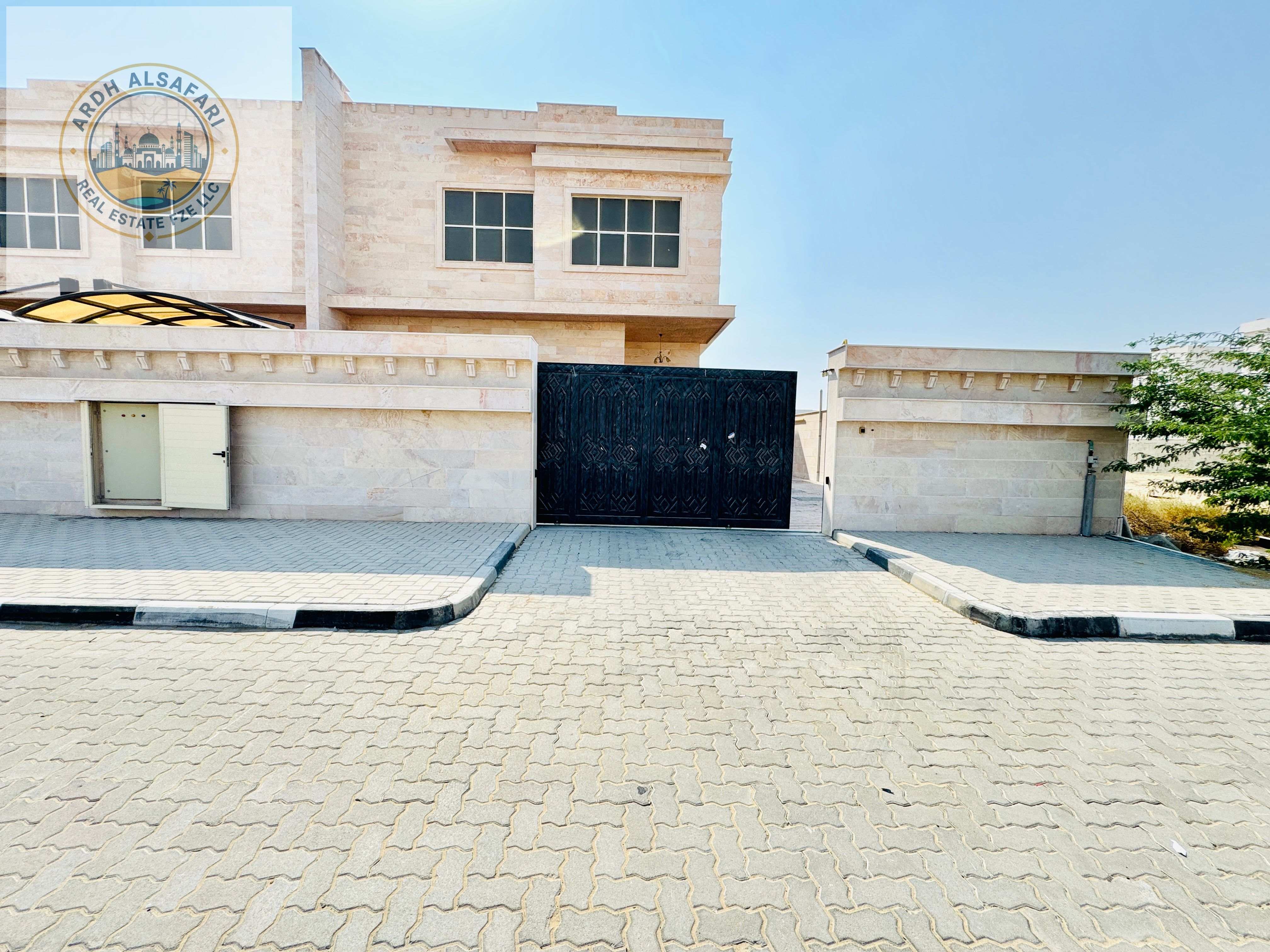 Elegant 4 Master BR Villa | Maid Room | Spacious Hall & Big Kitchen | Hoshi