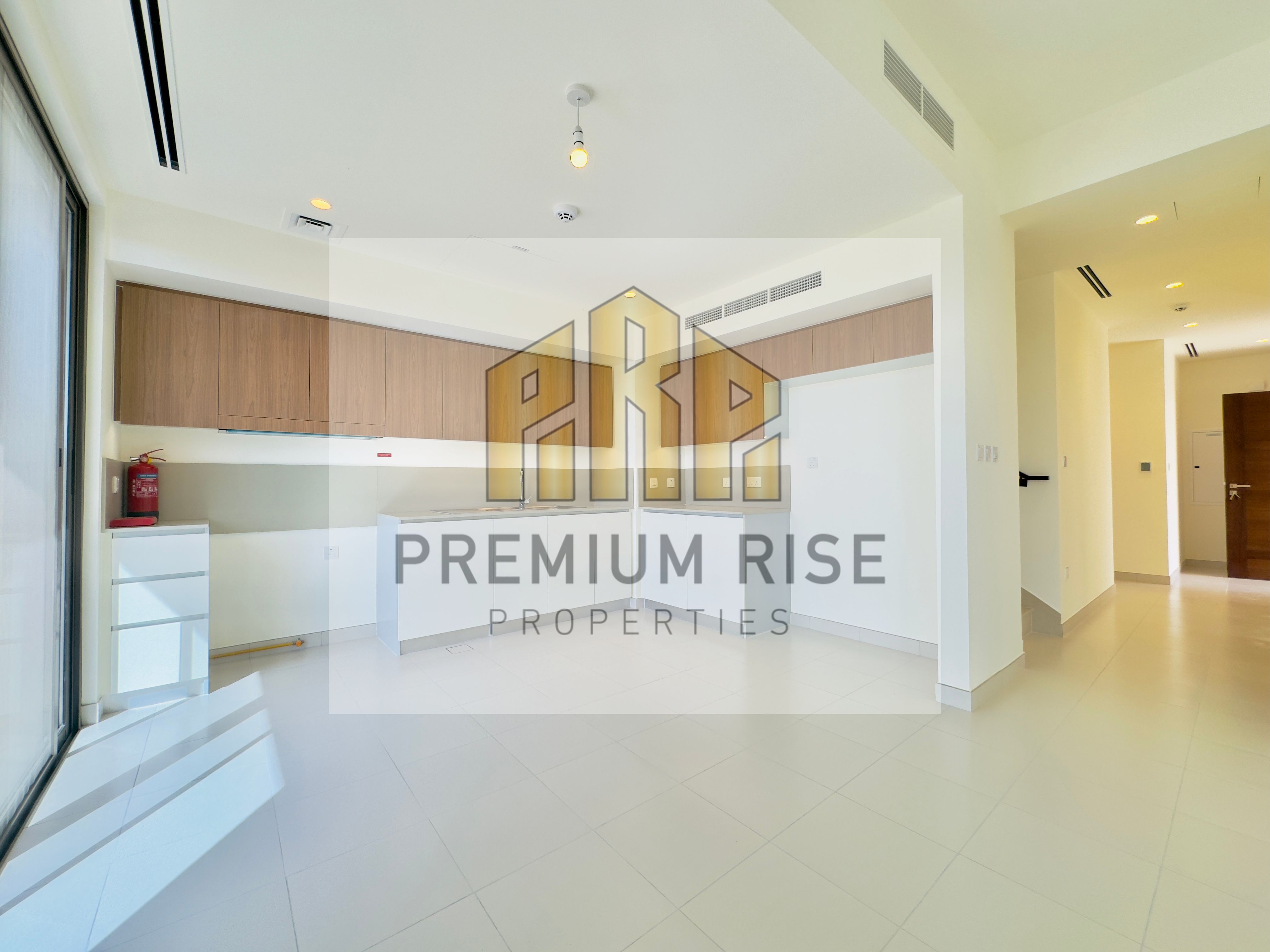 Single Row | Landscaped | Bright | Privacy