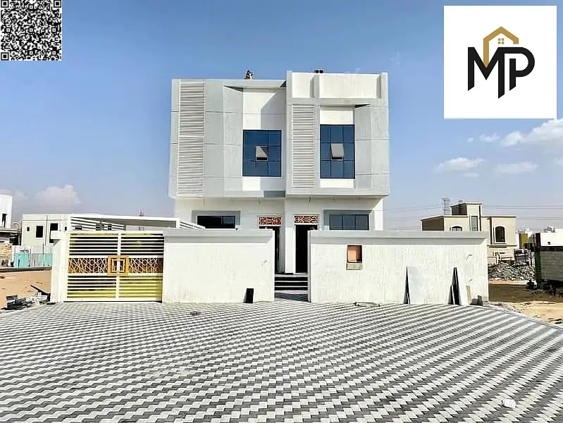 Villa for sale directly from the owner, modern finishing, price includes registration fees and is negotiable.