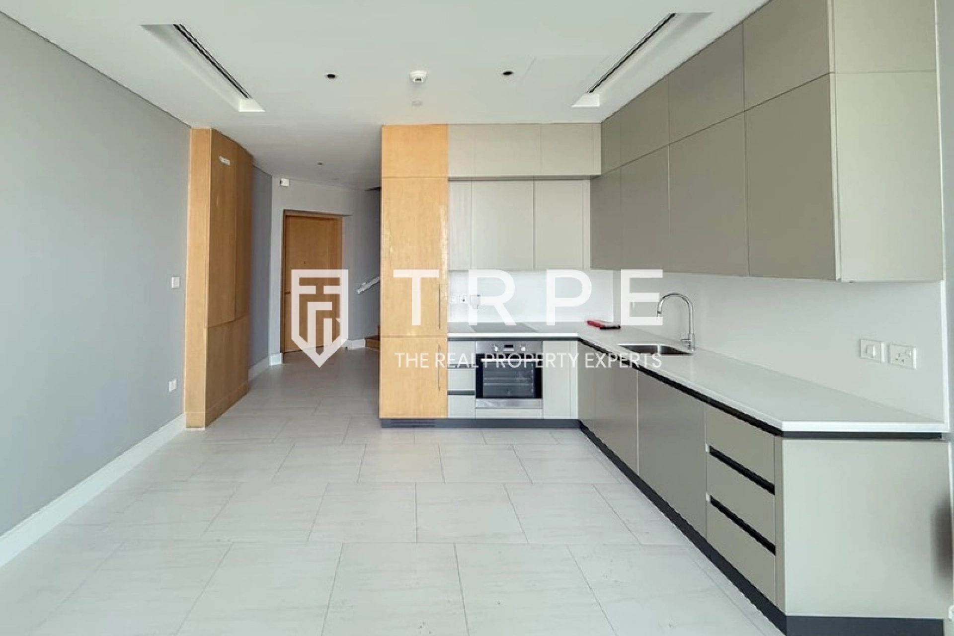 Duplex Type | Vacant | Prime Location