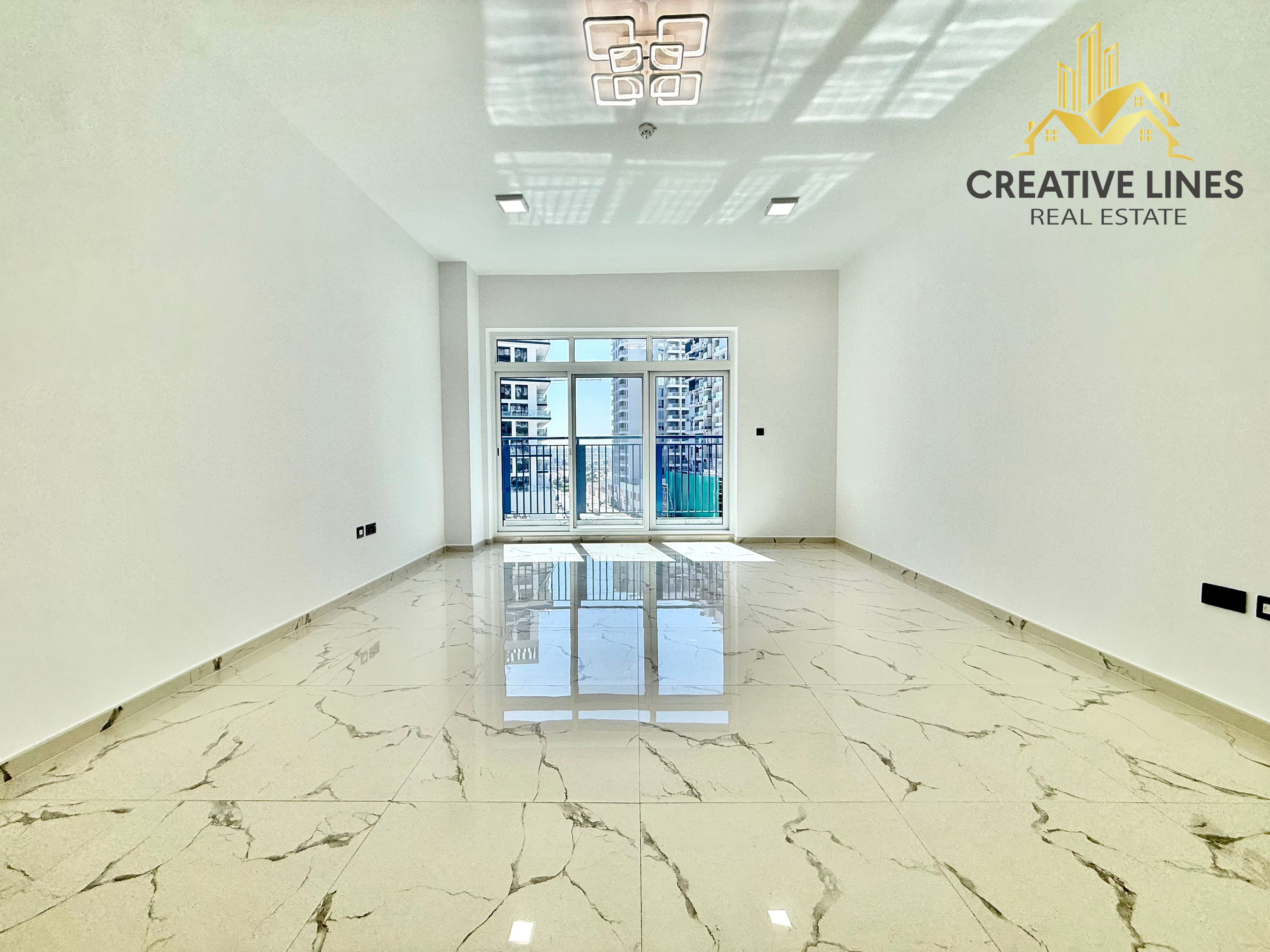 NO COMMISSION// Ready to move // High floor // All Amenities