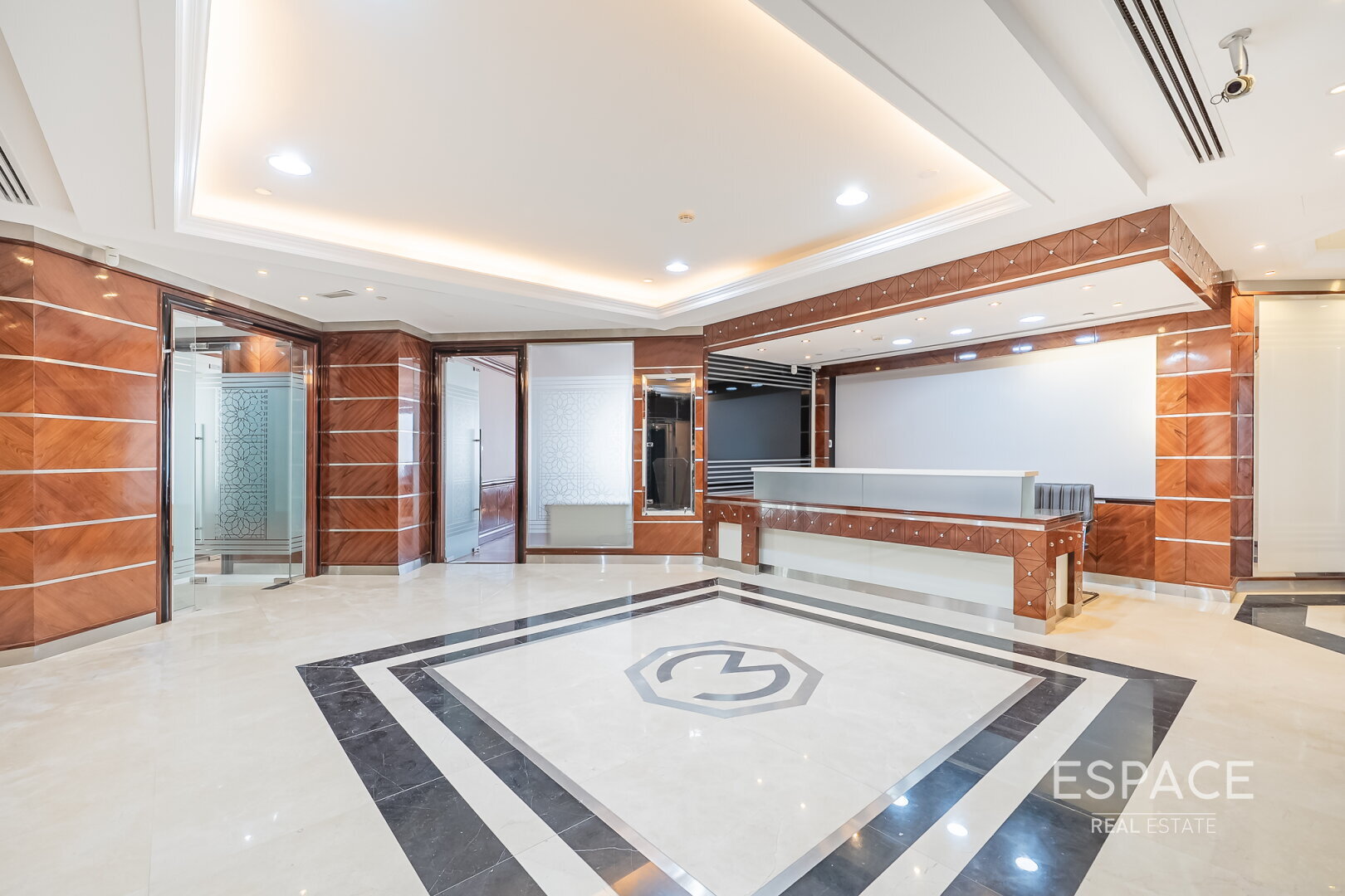 Full Floor | Vacant | Luxury Fit Out