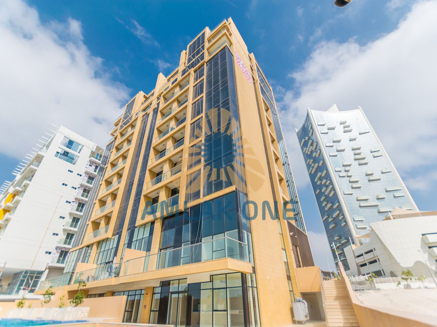Exceptional View| Massive Apartment| Prime Area