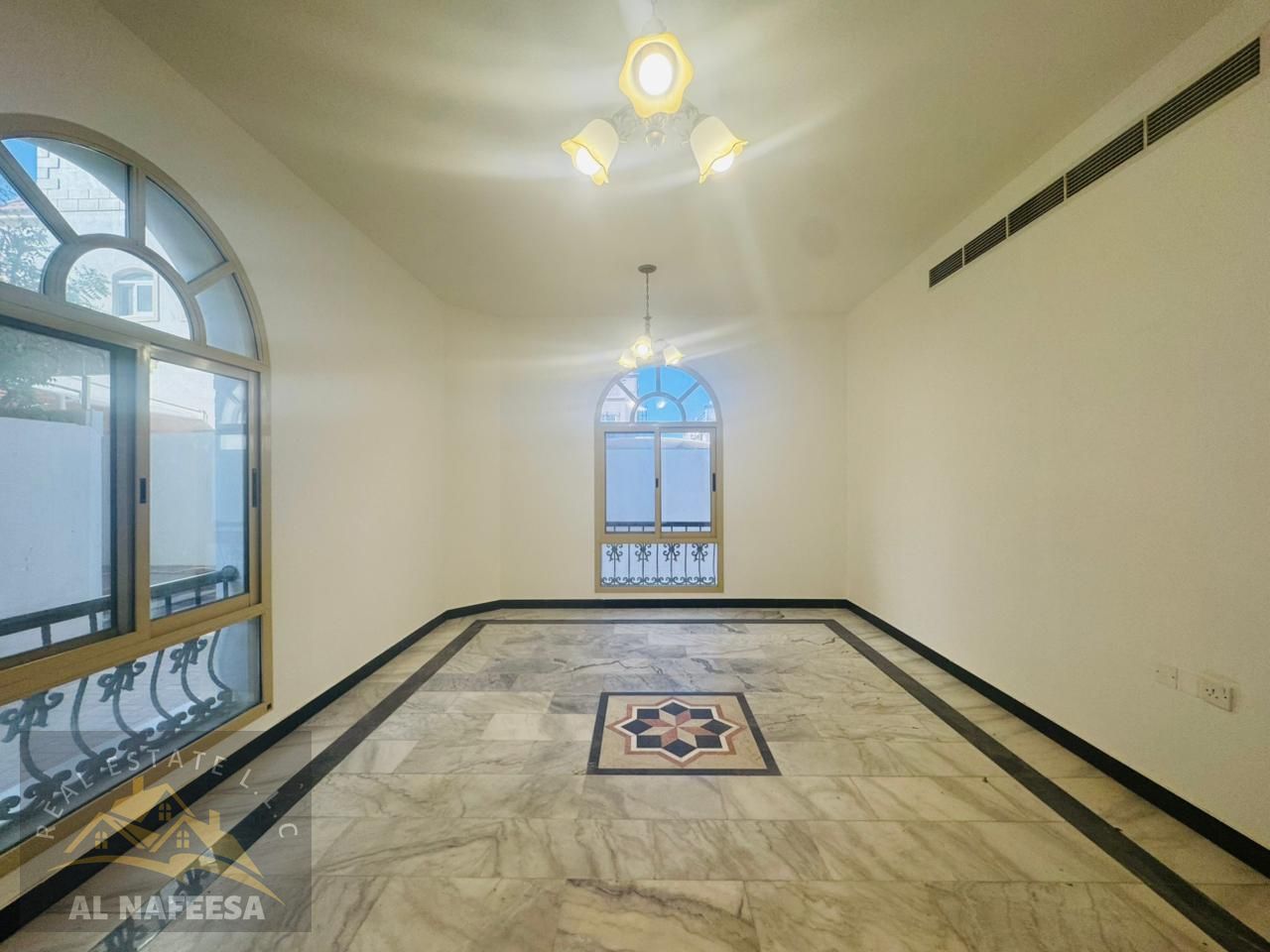 Semi independent 3br + maids room