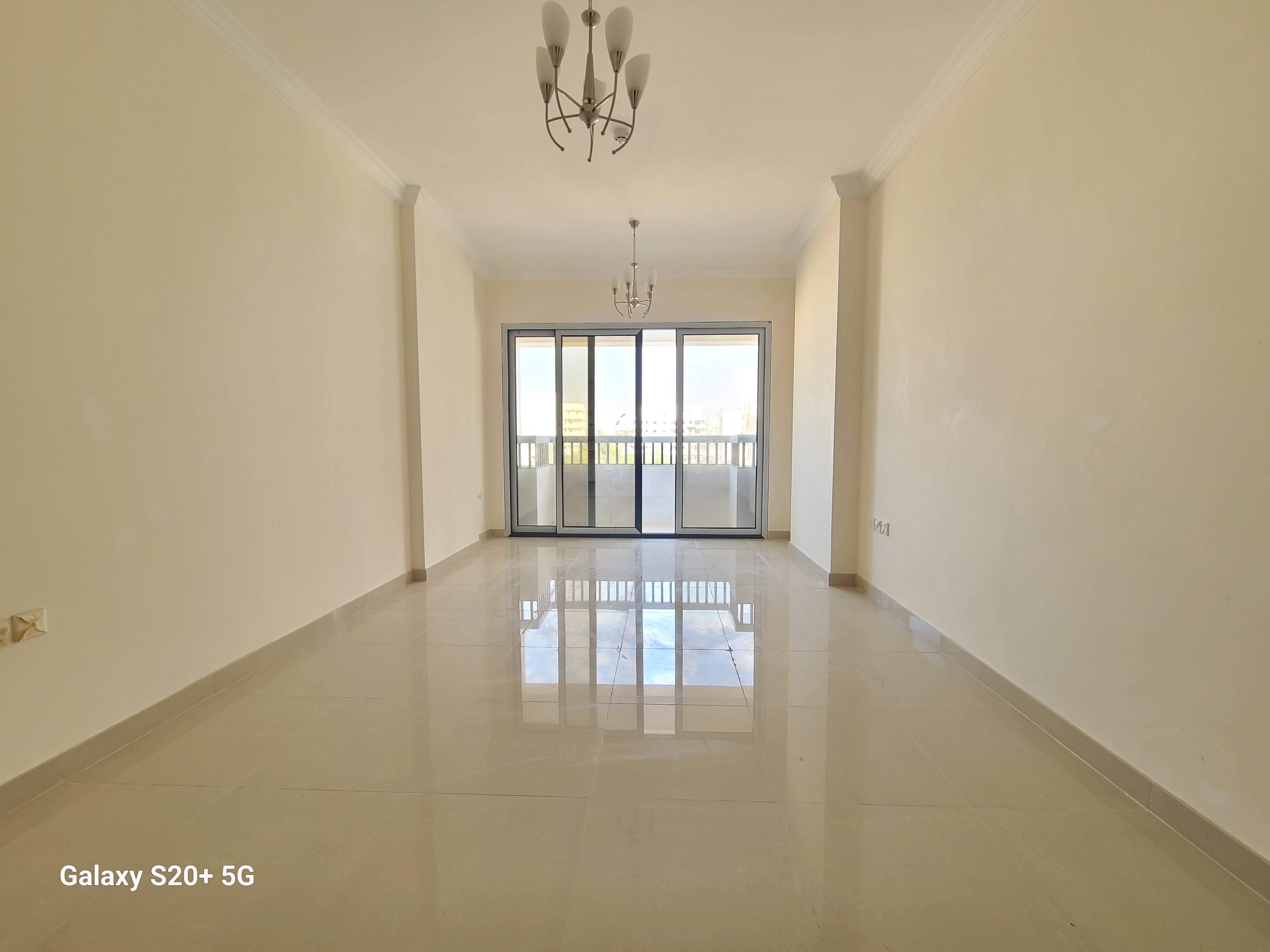 30 days free Luxurious 1bhk with 1.5 bathroom/ balcony outside aljada