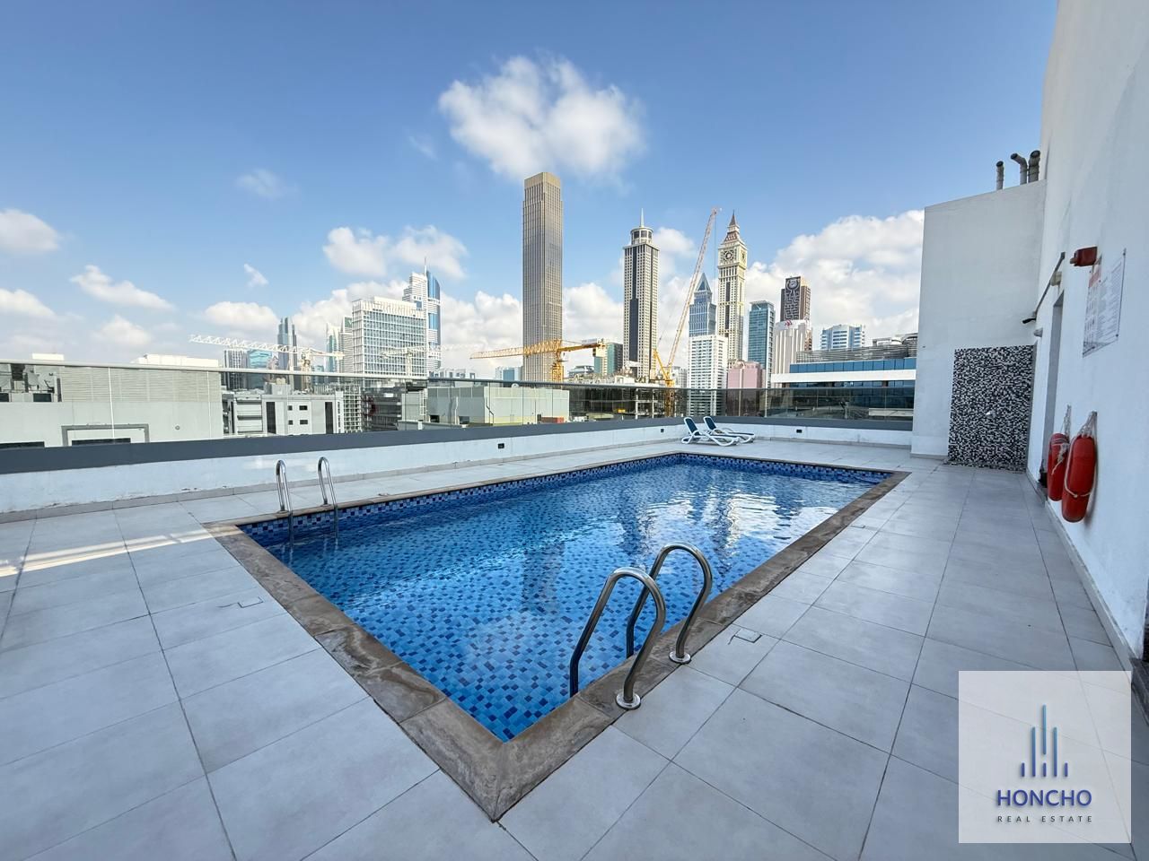 SPECIOUS APARTMENT | PREMIUM LOCATION | CLOSE TO METRO