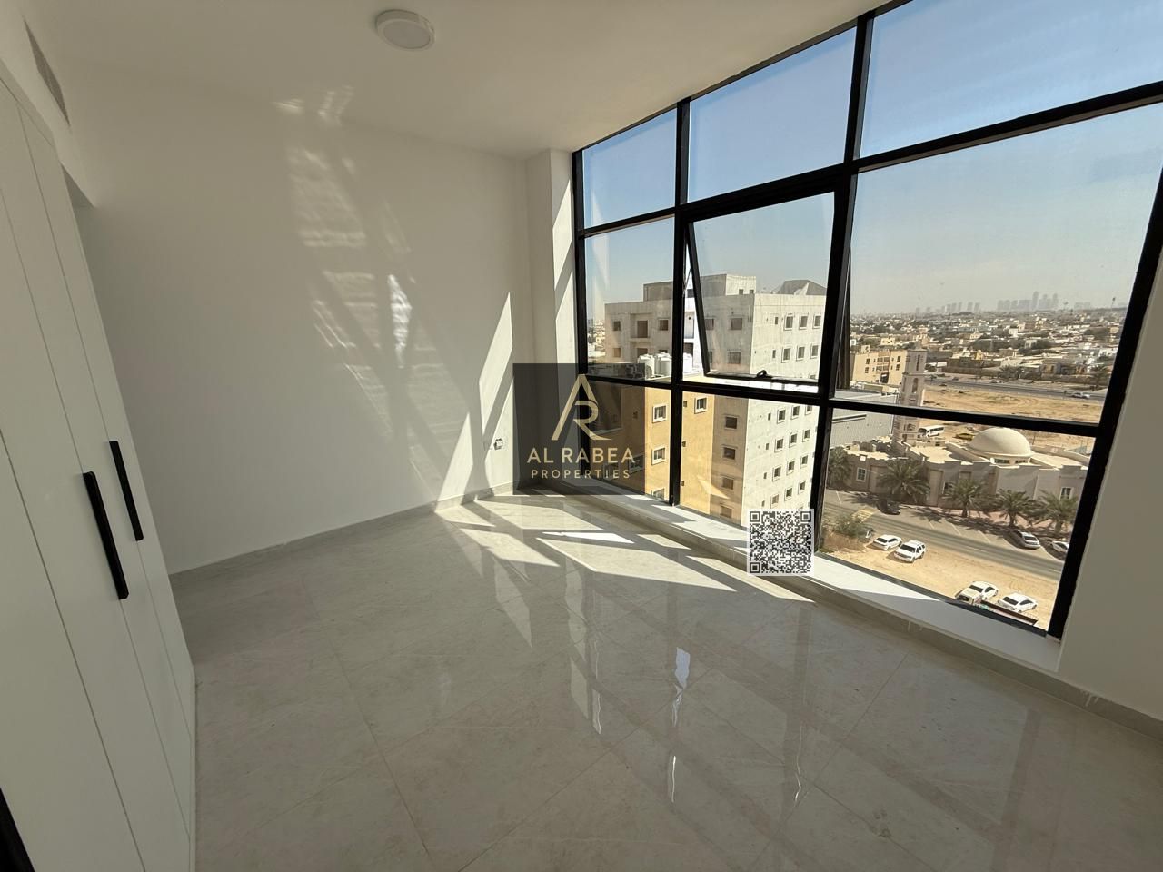 First occupancy - Open view - Built-in wardrobes - Prime location
