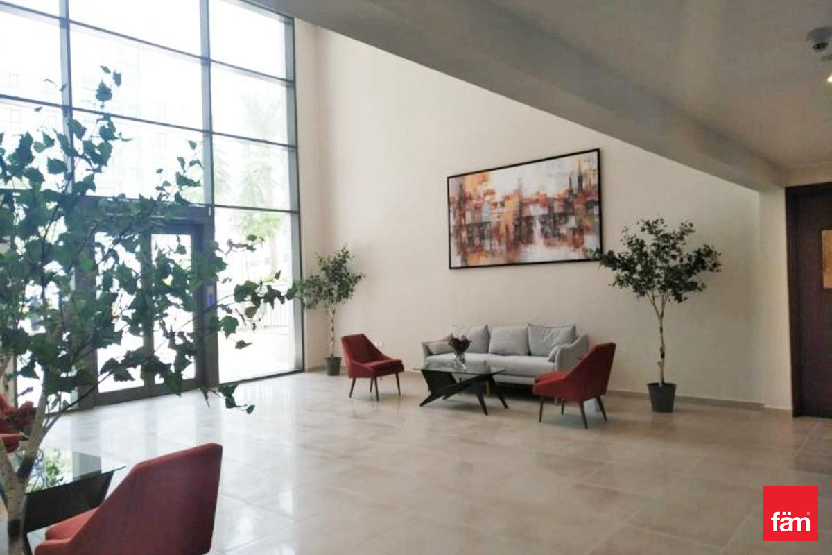 Unfurnished| Vacant| Road View