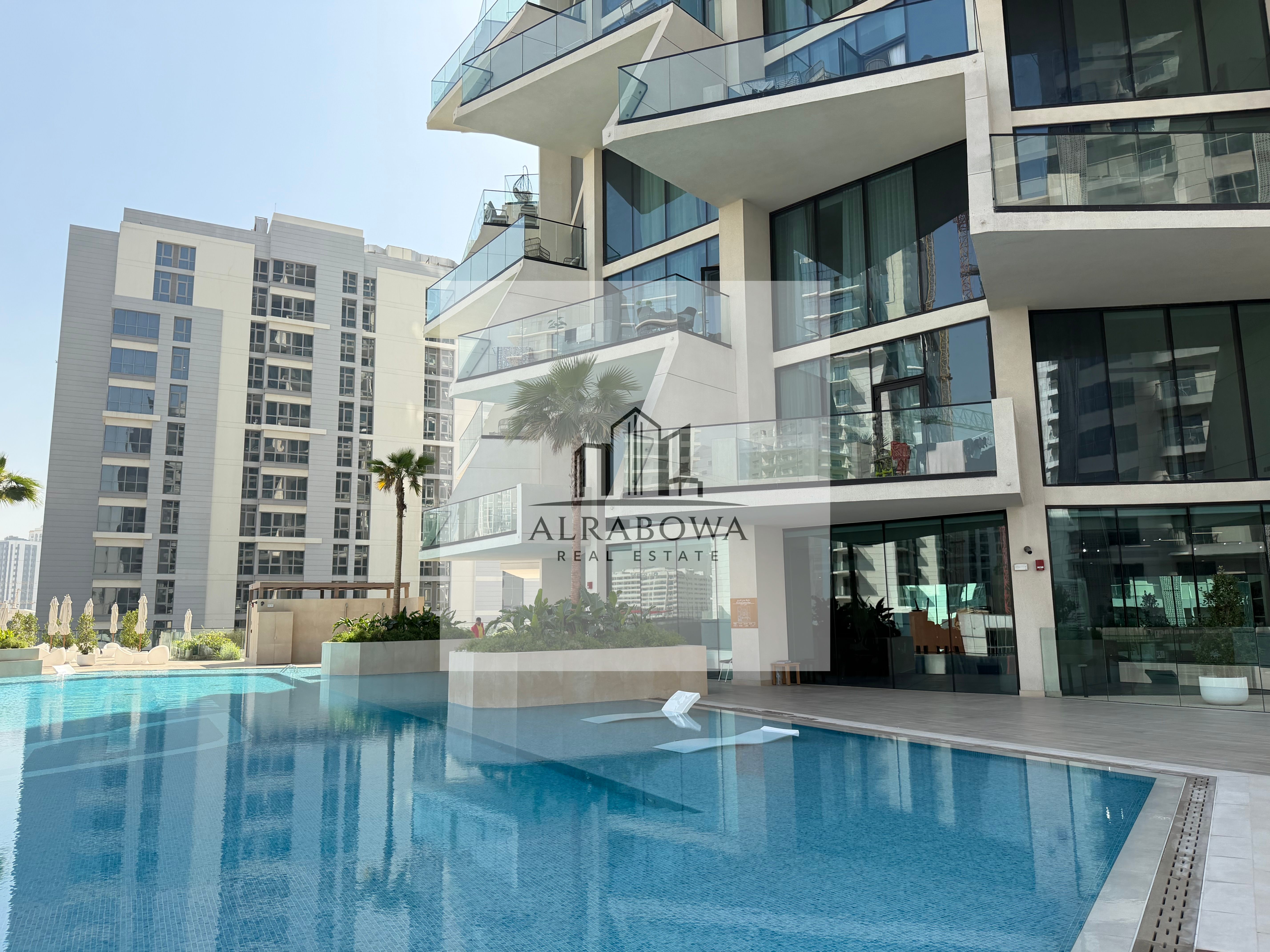 High Floor | Luxury 1BR Apartment | best view | Private Pool