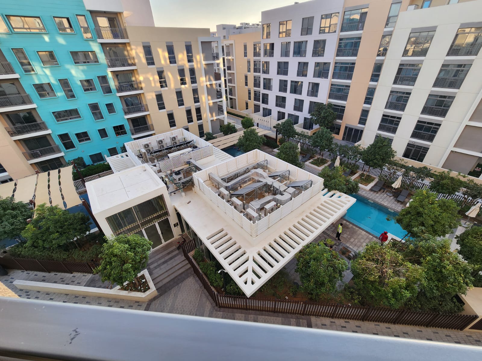 Ready to move 1bhk with pool view Uptown al zahia