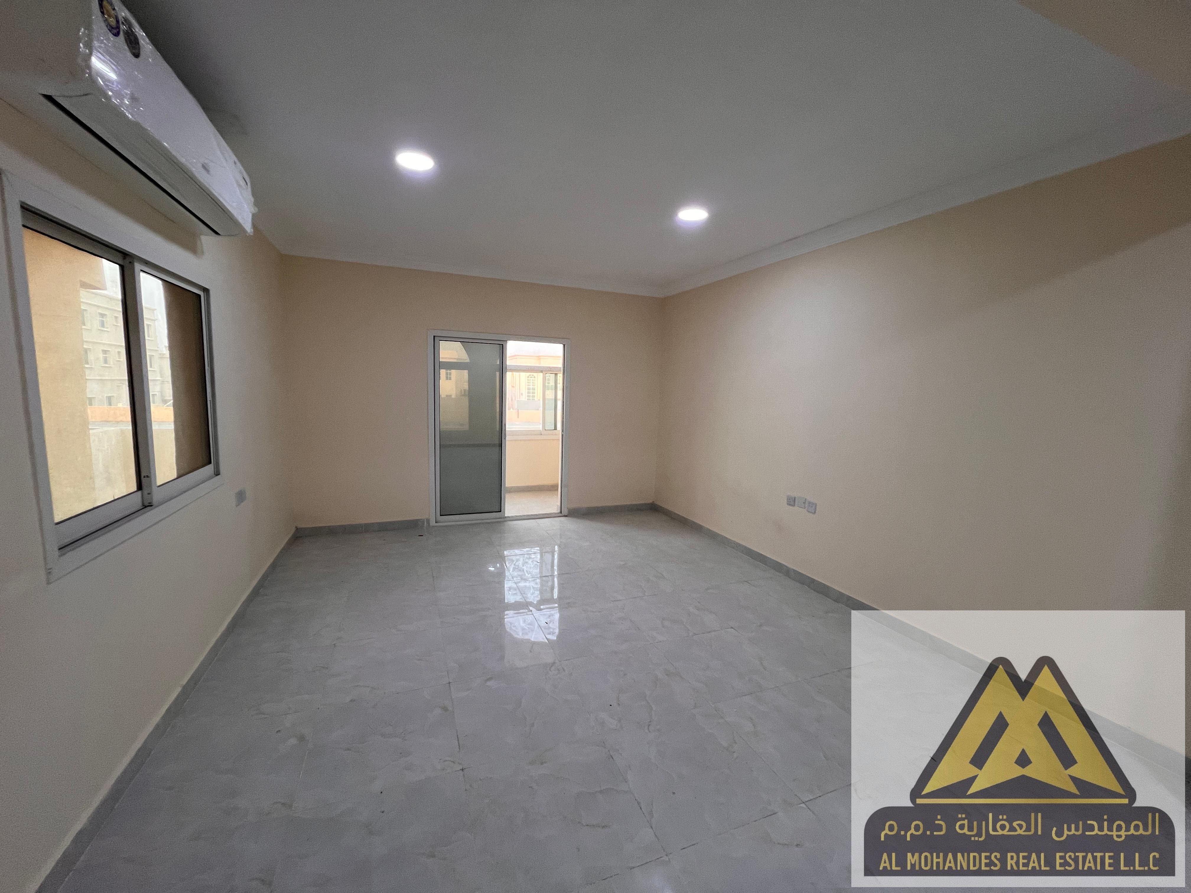 First tenant, spacious rooms, two bathrooms, balcony