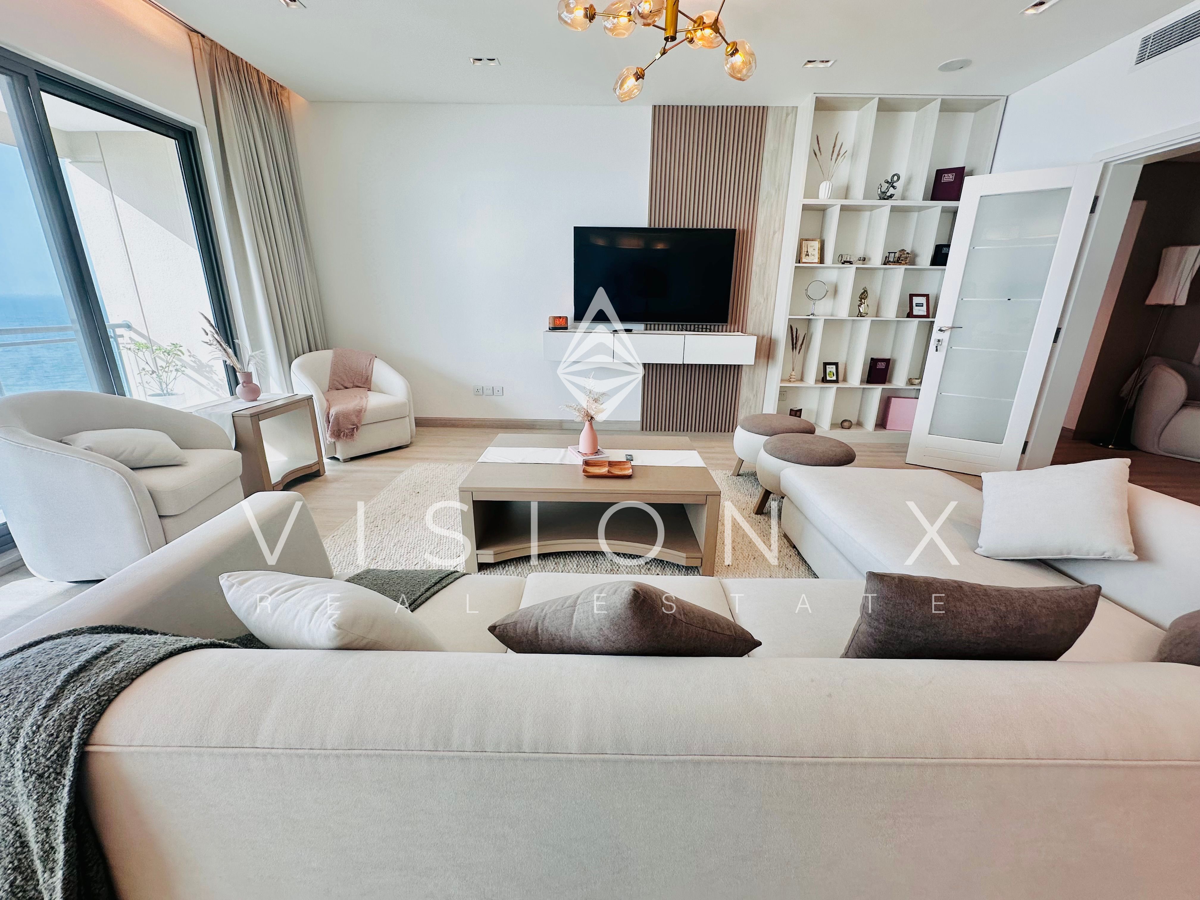 Stylish | Quiet Surrounding | Ready Move