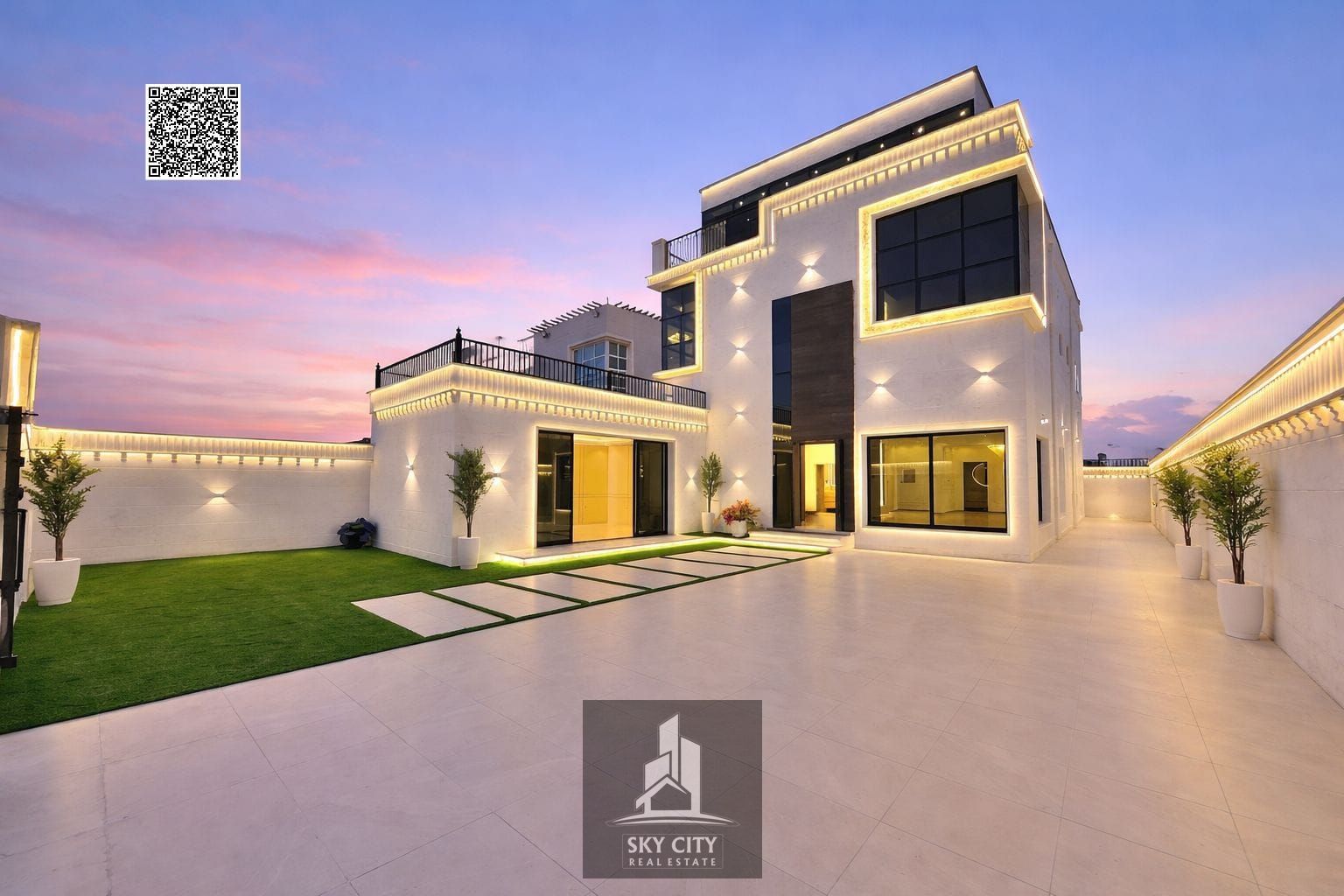 Prime location directly opposite Sheikh Ammar Street. Includes electricity, water, central air conditioning, an external annex with a roof terrace