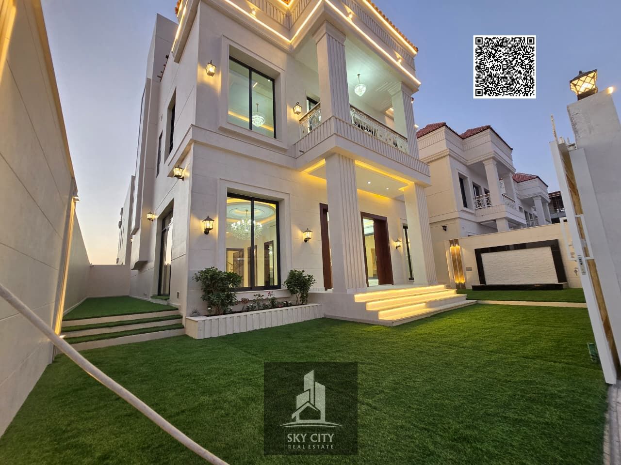 Villa for sale in Classim, prime location, high-end finishing, near the mosque, registration and ownership fees included.